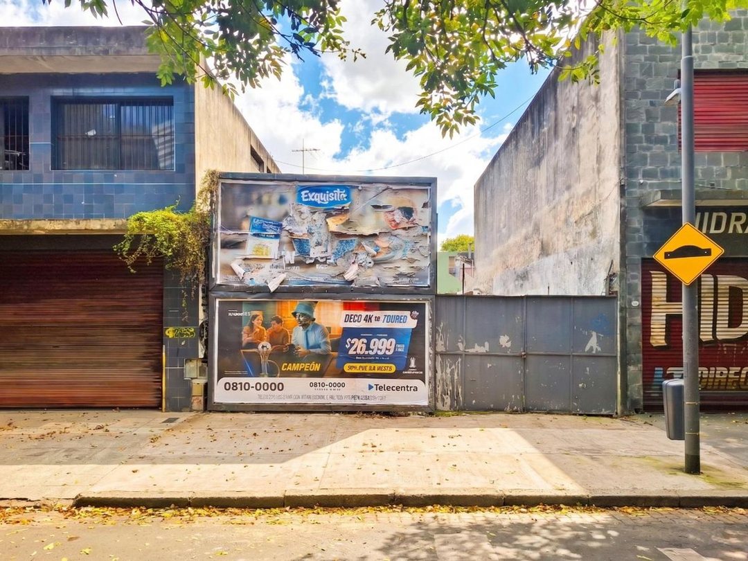 VENTA LOTE Galpón 8,66 x 26,33 = 228 m² CHACARITA