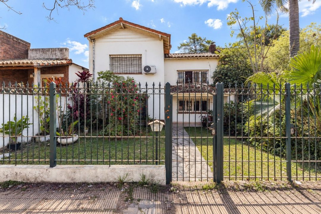VENTA CASA EN TIGRE RESIDENCIAL  TERRENO 8,66 X 52