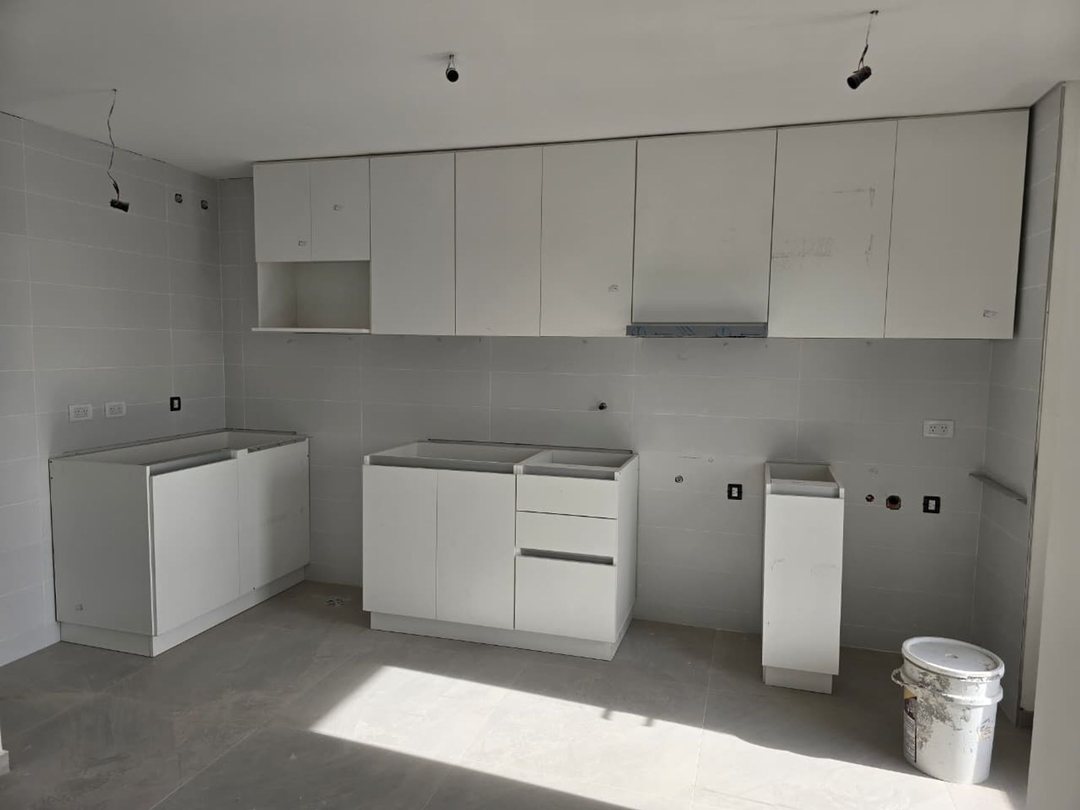 VENTA DEPARTAMENTO 3 AMB F. VARELA BALCON
