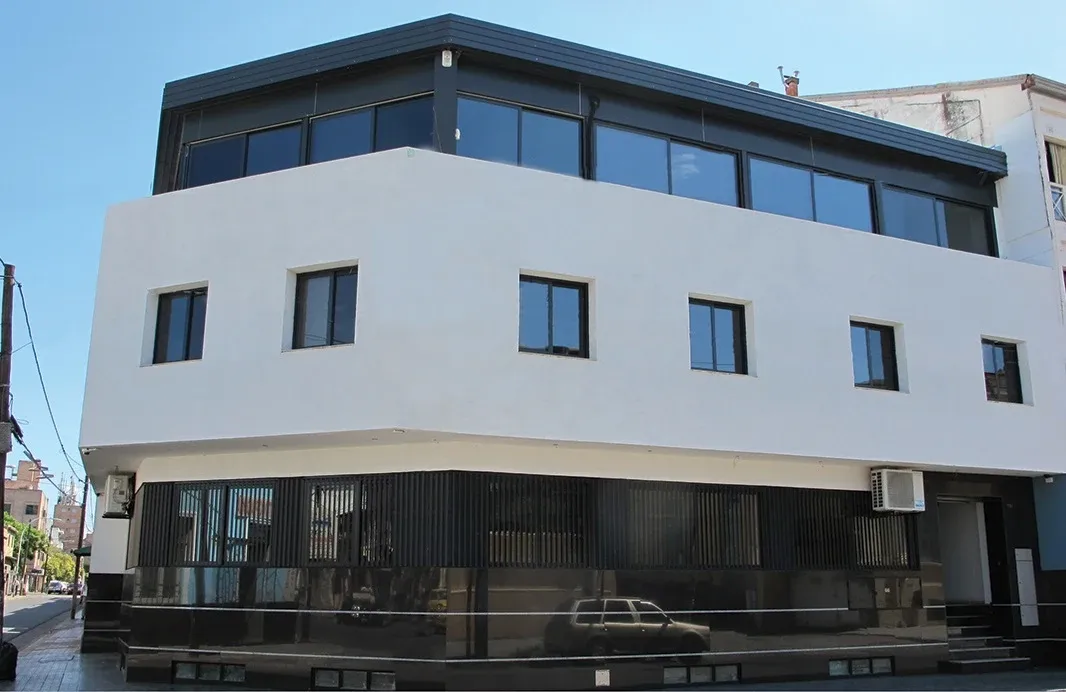 IDEAL PARA  CONSULTORIOS/ OFICINAS/COWORKING  FTE HOSPITAL CLINICAS!!!