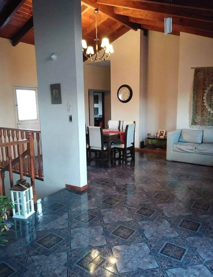 HERMOSA PROPIEDAD DE 3 Dorm. EN BAJO PALERMO CÓRDOBA