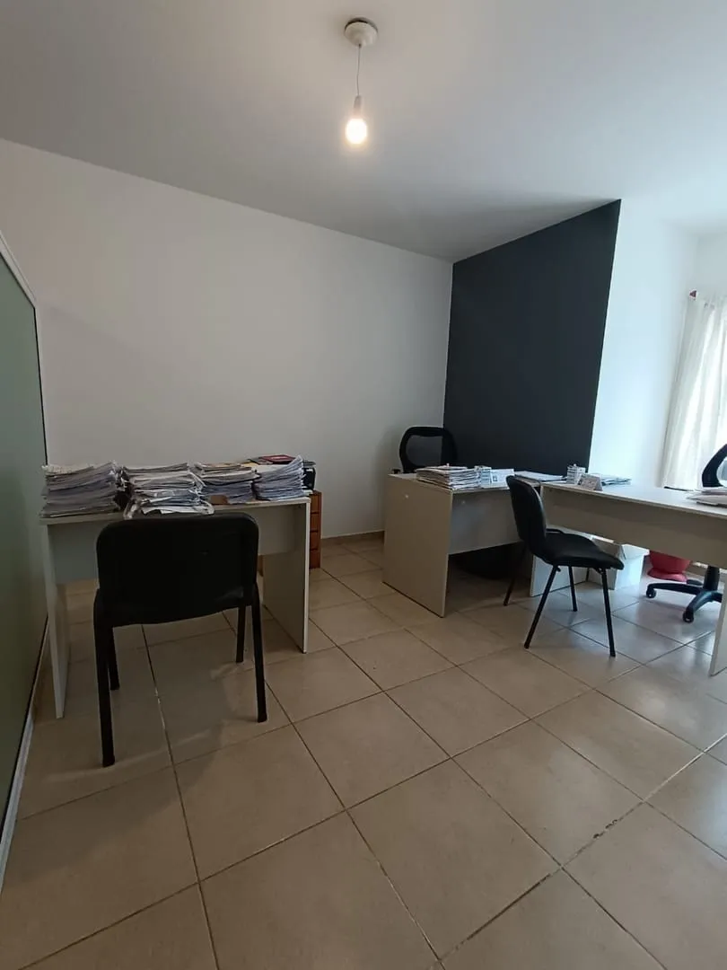 Departamento en Venta - 2 dormitorios + escritorio y patio- General Roman Deheza