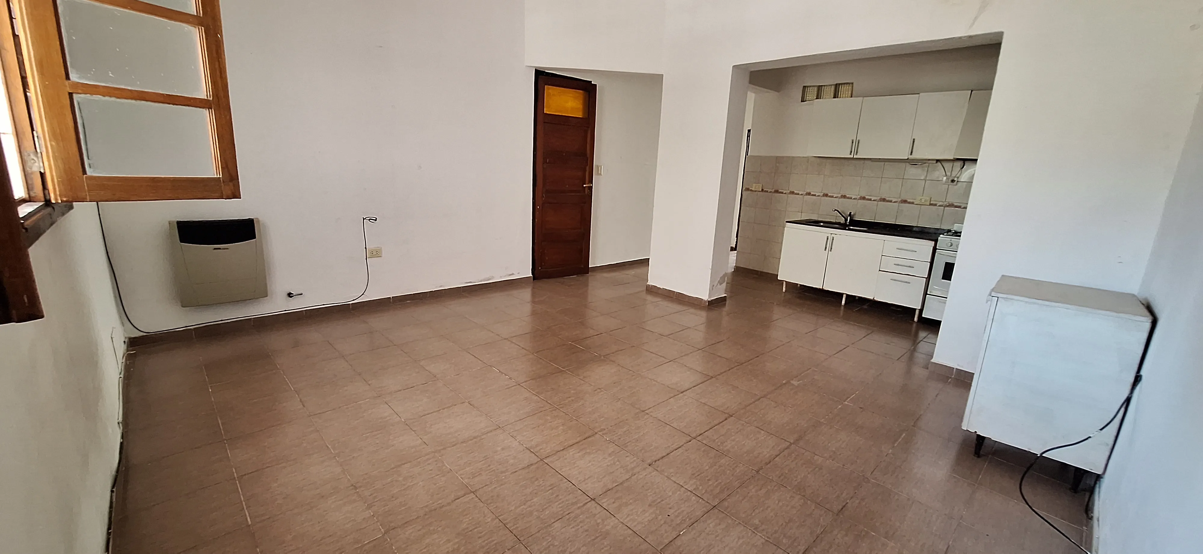 ALQUILO DEPARTAMENTO B° TALLERES ESTE