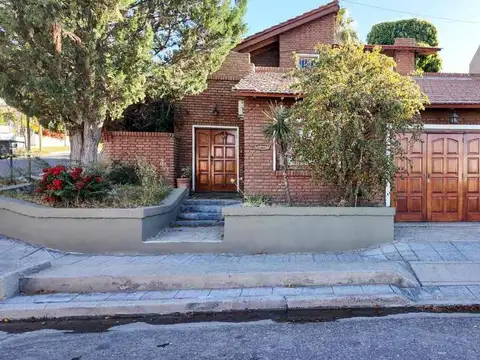 Casa en Venta en Neuquén, Confluencia