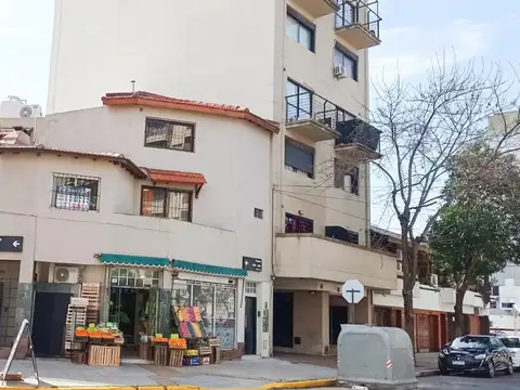 Casa en Alquiler en Floresta, CABA