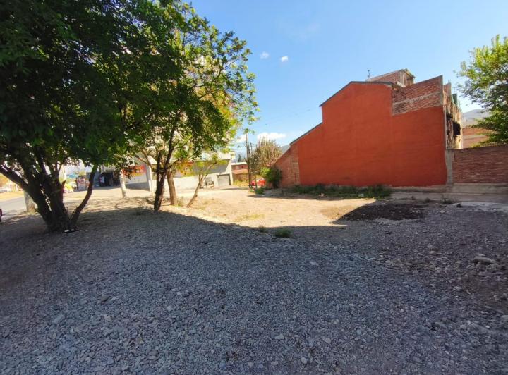 Terreno · 318m²