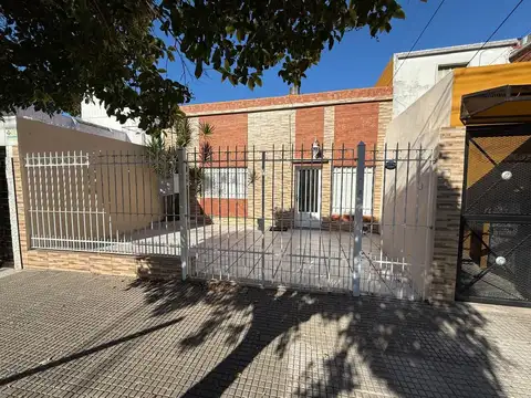 PH en Alquiler en Mataderos, CABA