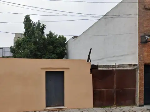 Terreno en Venta en Mataderos, CABA