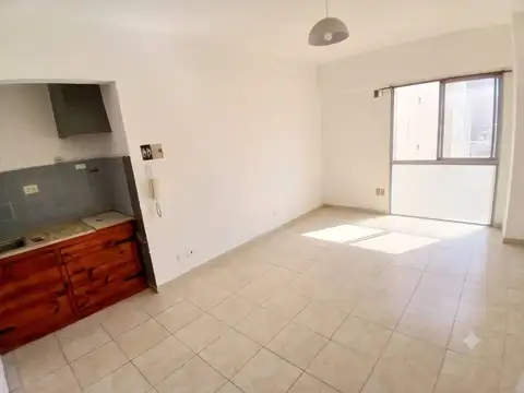 Departamento en Alquiler en Monserrat, CABA