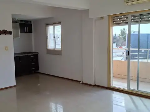 Departamento en Alquiler en Villa Pueyrredón, CABA