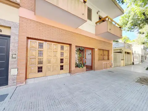 PH en Venta en Monte Castro, CABA