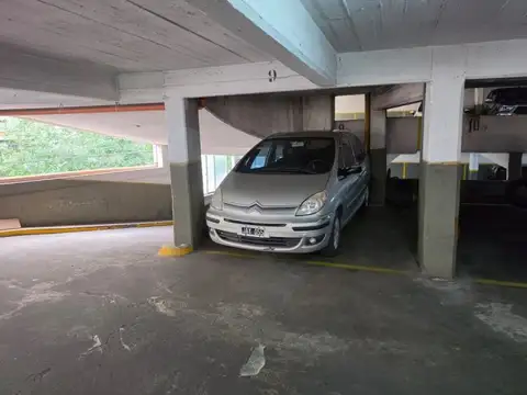 Cochera en Venta en Recoleta, CABA