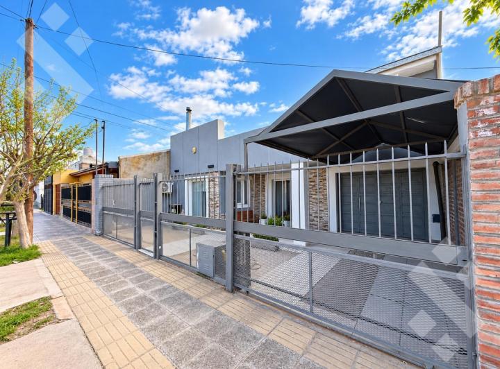 Casa · 307m² · 3 Dormitorios