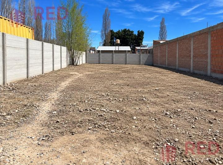 Terreno · 330m²