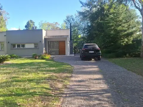 Casa en Alquiler Temporal en Club Miralagos, Countries y Barrios Cerrados en la Plata