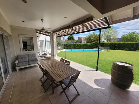 Casa en Alquiler Temporal en El Cantón, Countries y Barrios Cerrados en Escobar