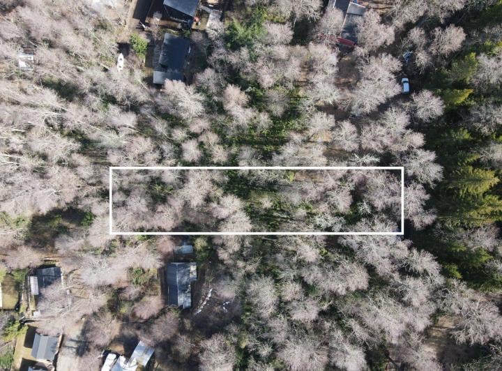 Terreno · 1300m² · 1 Cochera