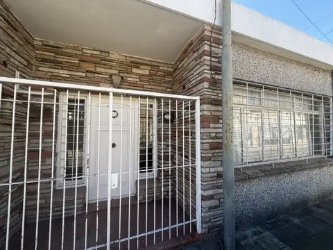 PH en Alquiler en Villa Sarmiento, Partido de Morón
