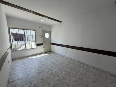 PH en Alquiler en Barrio Marina, Villa Luzuriaga