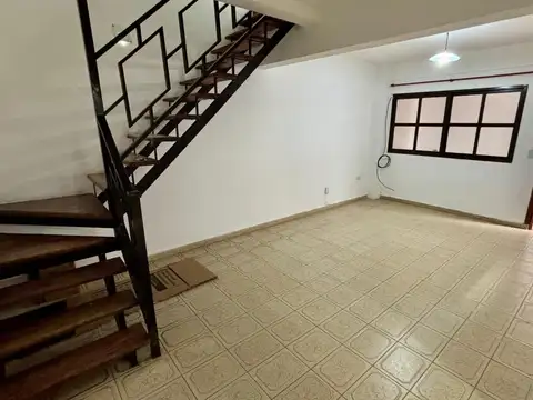 PH en Alquiler en La Plata, Partido de La Plata