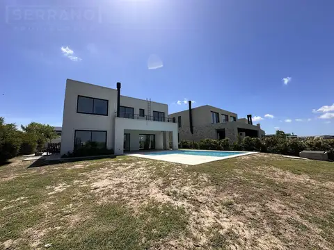 Casa en Alquiler en El Cantón - Barrio Golf, Countries y Barrios Cerrados en Escobar