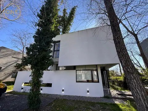 Casa en Alquiler en Countries y Barrios Cerrados en Berazategui, Partido de Berazategui