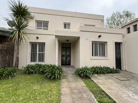 Casa en Alquiler en Punta Chica, San Fernando