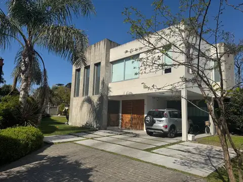 Casa en Alquiler en Centro, Quilmes