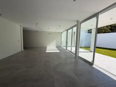 Casa en Alquiler en Punta Chica, San Fernando