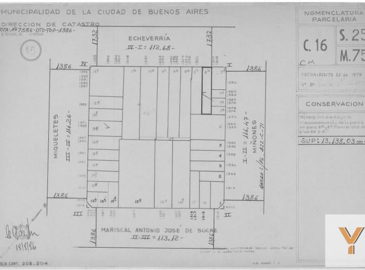 Terreno · 840m²