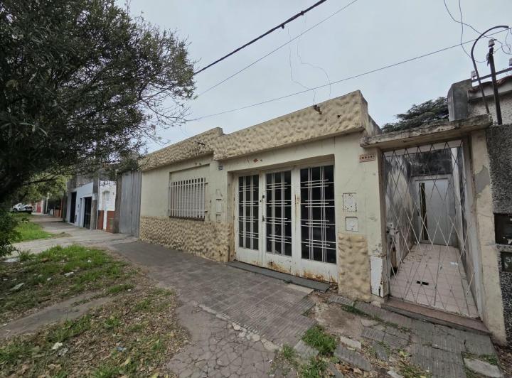 Terreno · 200m² · 6 Ambientes