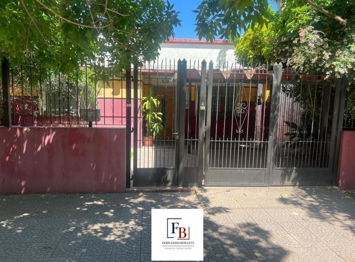 Terreno · 157m² · 7 Ambientes · 1 Cochera