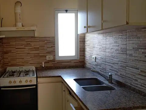 Departamento en Alquiler en Sarmiento - Luján, Luján