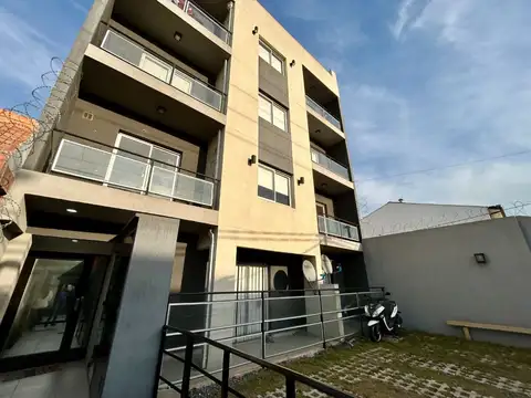 Departamento en Alquiler en Villa Luzuriaga, Partido de La Matanza