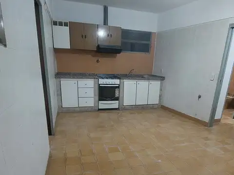 Departamento en Alquiler en Lanús Este, Lanús