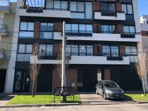 Departamento en Alquiler en Barrio Parque., Bernal