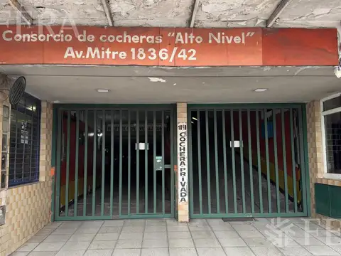 Cochera en Venta en Crucesita, Partido de Avellaneda