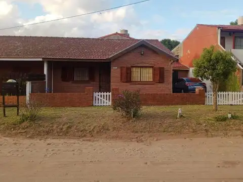 Casa en Venta en Costa Azul, Partido de La Costa
