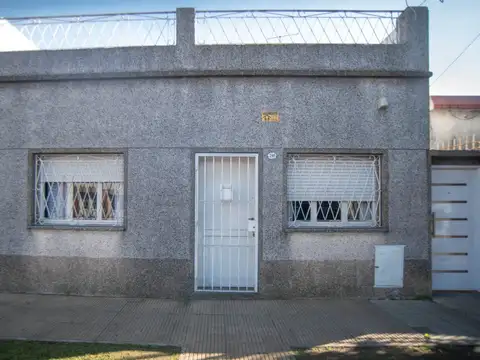 Casa en Venta en Lomas del Mirador, Partido de La Matanza