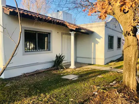 Casa en Venta en Carlos Keen, Partido de Luján