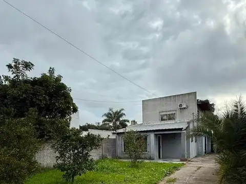 Casa en Venta en Los Hornos, La Plata