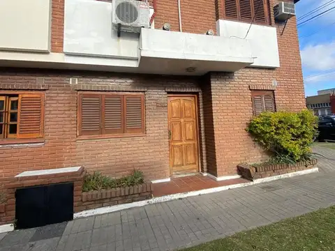 Casa en Venta en Ezpeleta Este, Partido de Quilmes