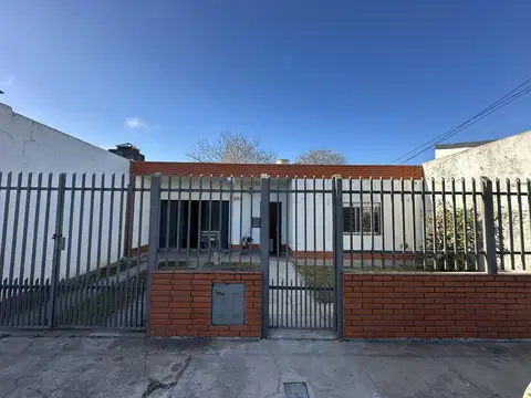 Casa en Venta en Centro  - Zárate, Zárate
