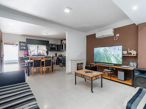 Casa en Venta en Isidro Casanova, Partido de La Matanza