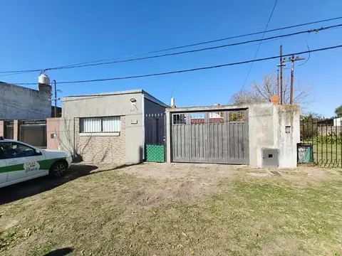 Casa en Venta en Los Hornos, La Plata