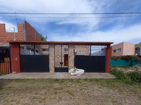 Casa en Venta en Villa Parque Sicardi, Partido de La Plata