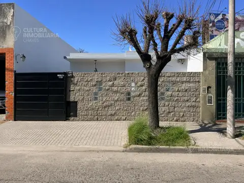 Casa en Venta en Villa Sarmiento, Partido de Morón