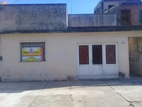 Casa en Venta en Billinghurst, General San Martín