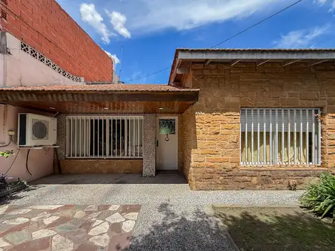 Casa en Venta en Lomas del Mirador, Partido de La Matanza
