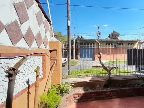 Casa en Venta en Billinghurst, General San Martín